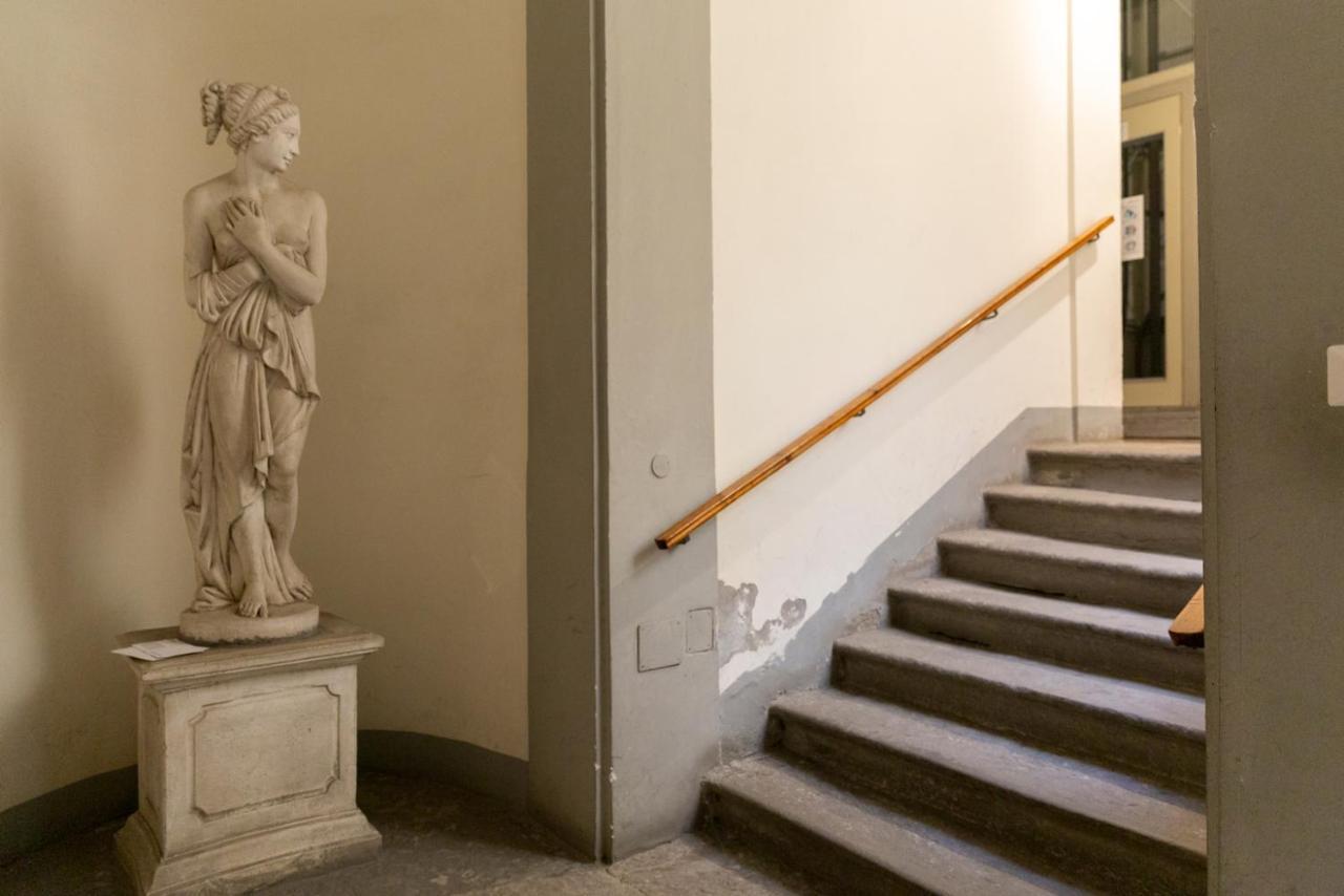Guelfi Loft In A Historic Palace Firenze Bagian luar foto