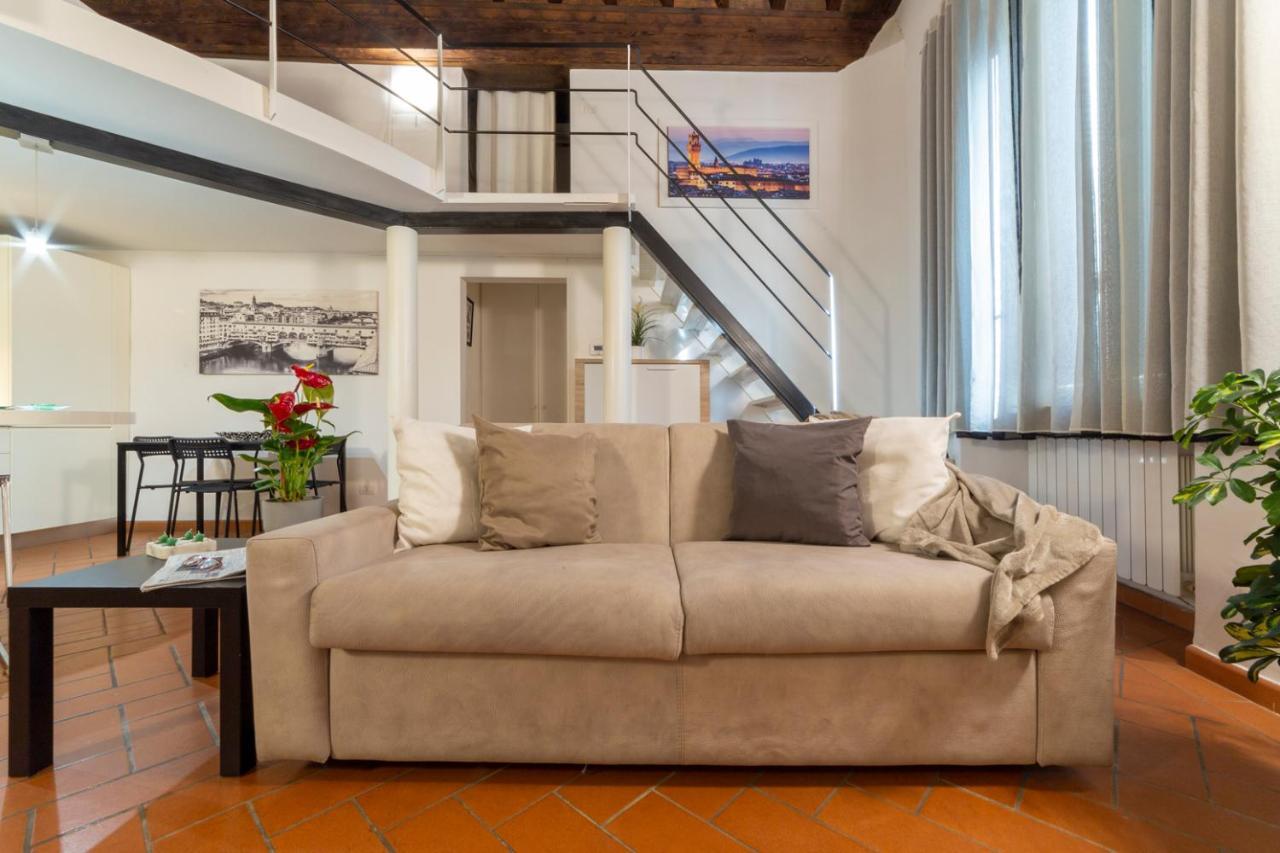 Guelfi Loft In A Historic Palace Firenze Bagian luar foto