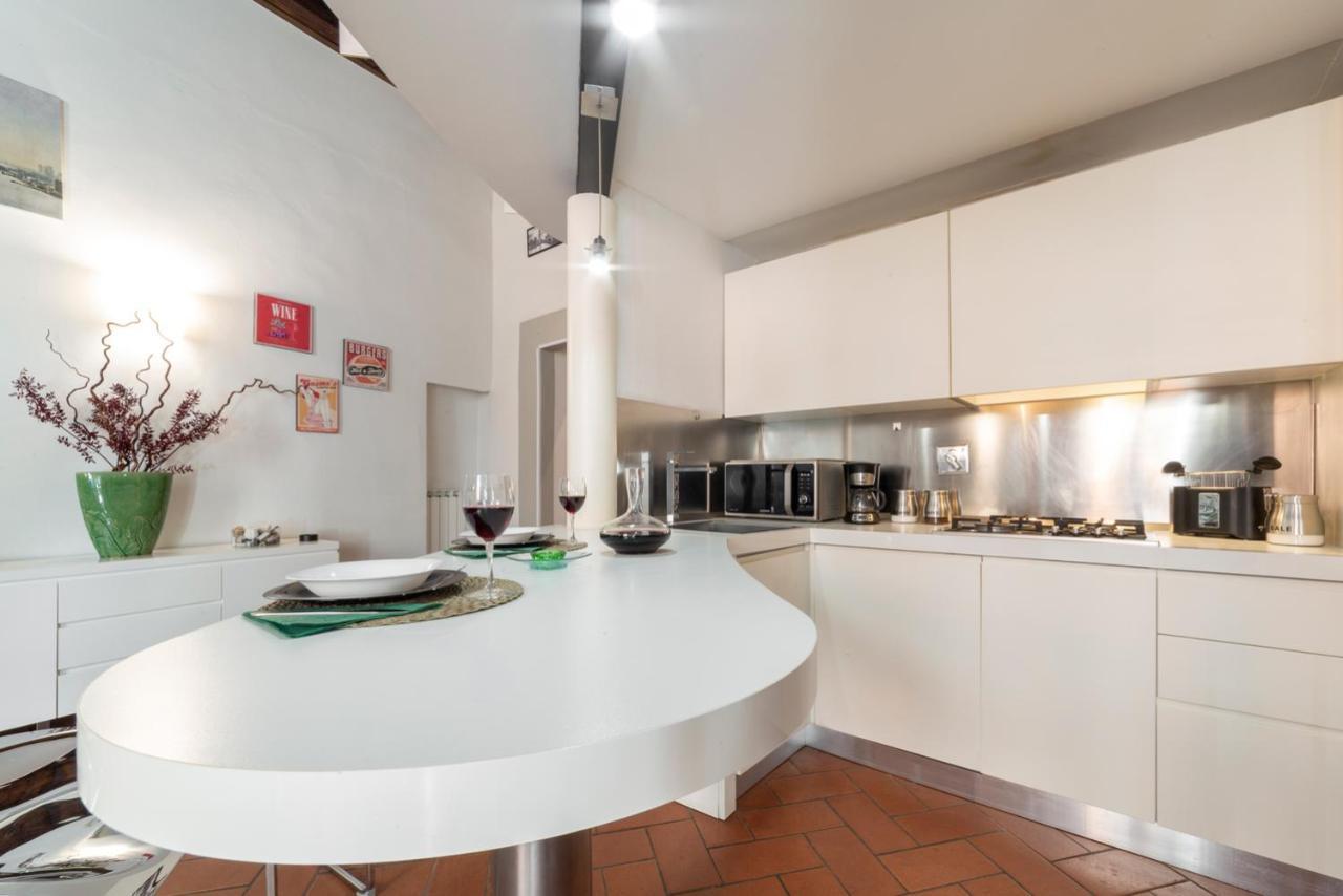 Guelfi Loft In A Historic Palace Firenze Bagian luar foto